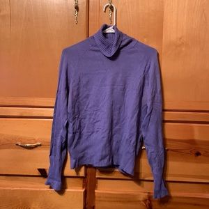 Vintage purple casual corner sweater size Large